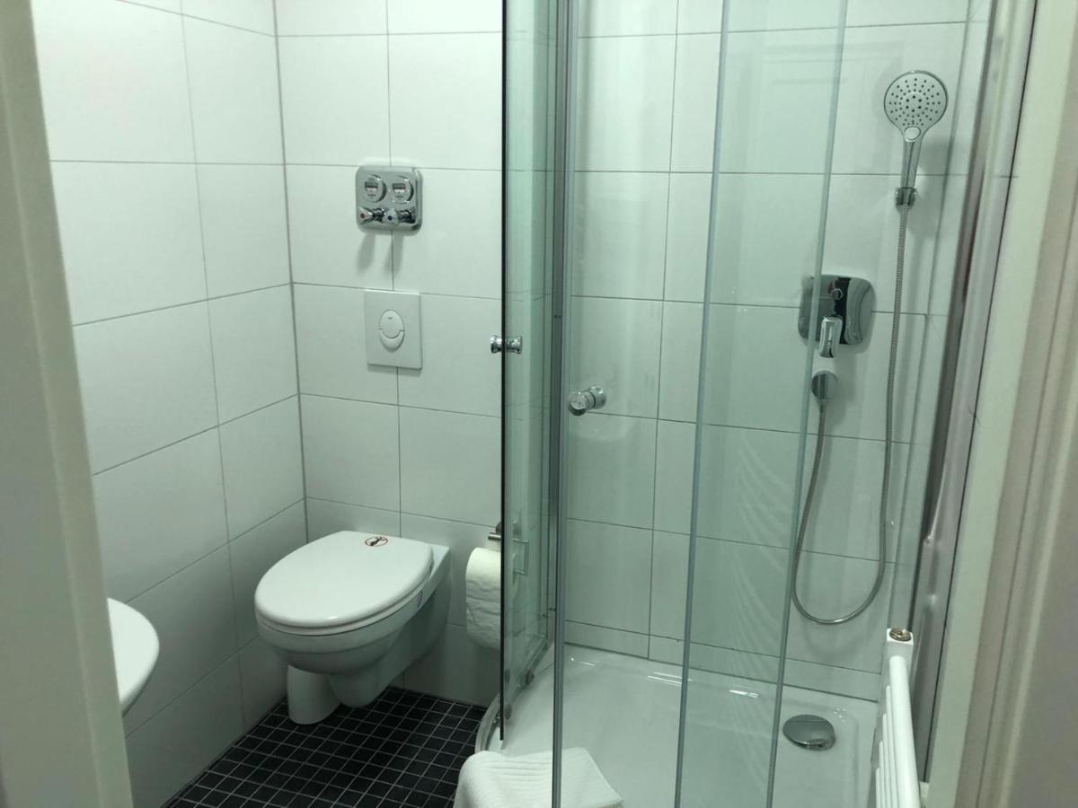 Apartments & Rooms Bad Soden Bad Soden am Taunus Exterior foto